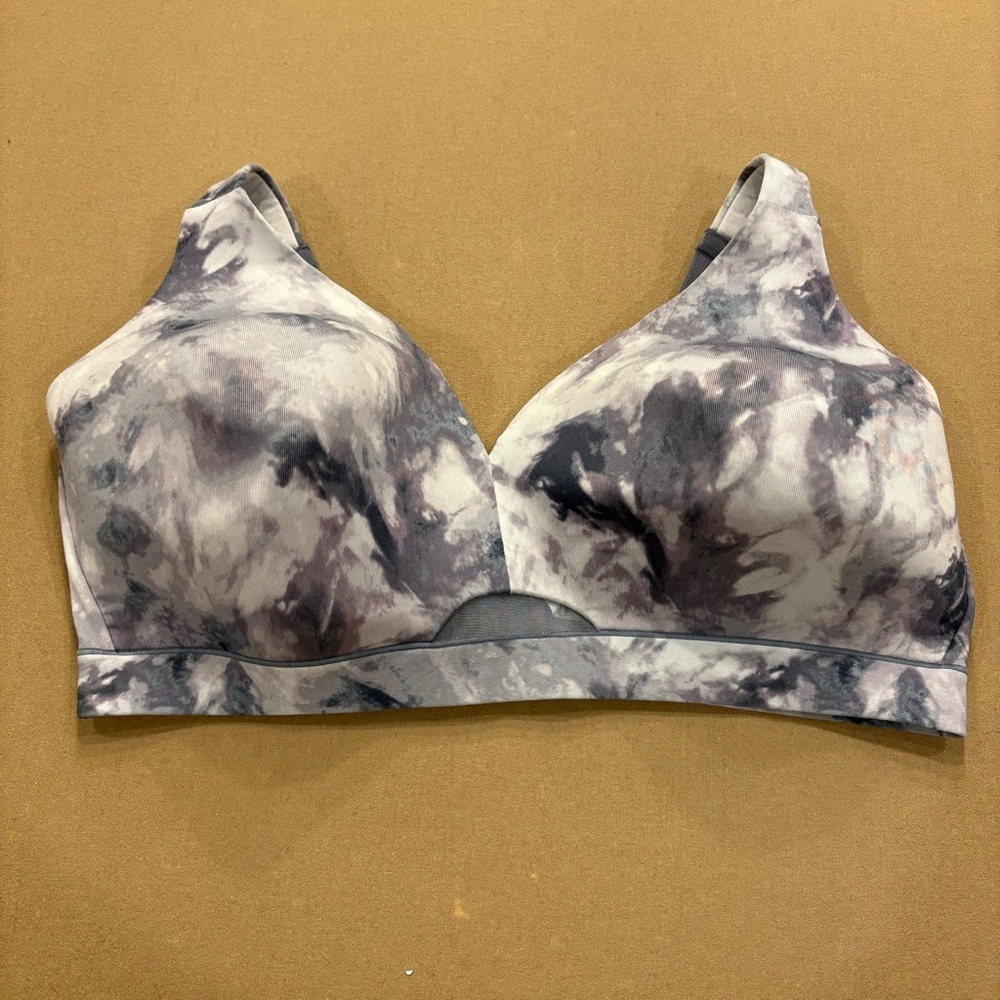 Cacique Lightly Lined No Wire Bra Black White Grey Tie Dye Size 42DDD